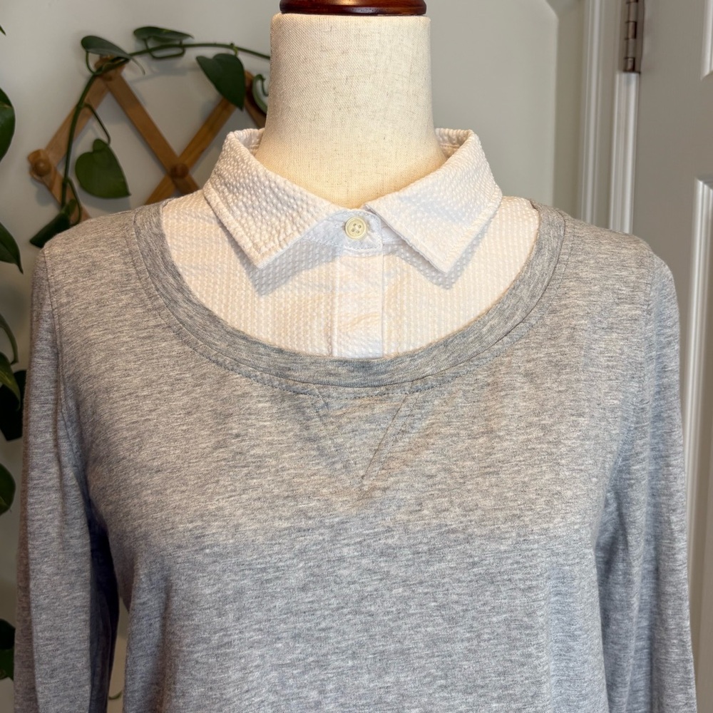 TOMMY HILFIGER Gray and White Collared Sweater - Picture 7 of 14